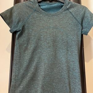 Lululemon swiftly tech - perfect condition!